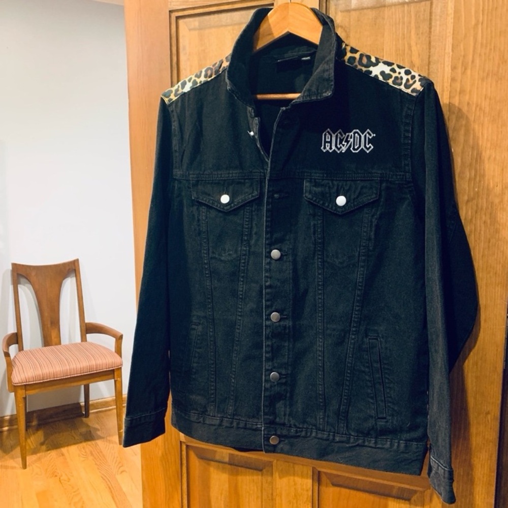 AC/DC Band Denim Jacket - Picture 7 of 8